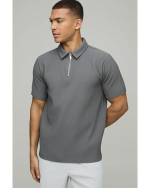 Regular Fit Pleated Short Sleeve Zip Neck Polo