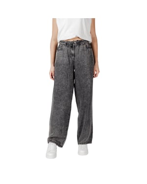 Endast Damjeans