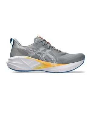 Asics Novablast 5 1011b974