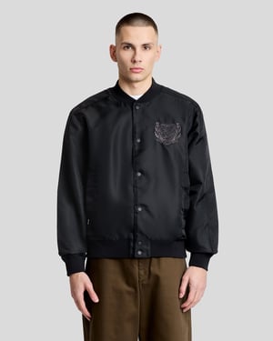 Broderad Crest Varsityjacka