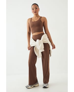 DSGN Studio Sculpt Seam Detail Straight Leg Yoga Pant