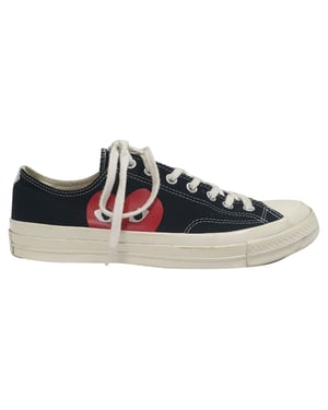 Comme Des Garçons Play x Converse Chuck 70 High-Top "Half Heart" sneakers in zwart katoen