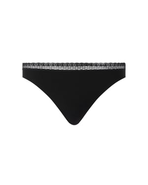 Chantelle String