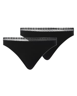 Chantelle String