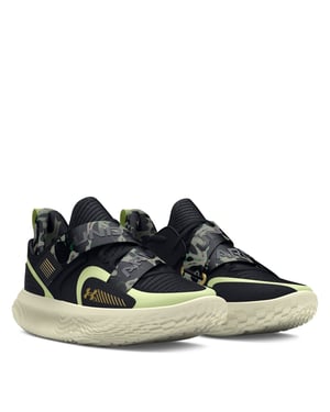 Men's Under Armour Flow Futr X 4 Camo Basketball Trainers in Black