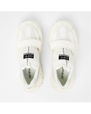 Men's Off White Round Toe Slip On Sneakers in White