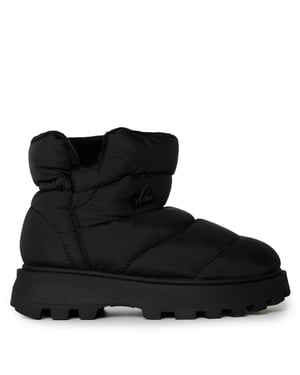 Women's Steve Madden Snowy in Black