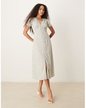 Nobody's Child Lucinda midi tea dress in white ditsy