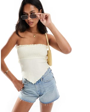 ASOS DESIGN rynkad bandeau-top med snedklippt nederdel i ecru