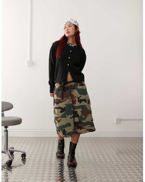 Monki långärmad slim fit fluffig stickad knappar fram cardigan med puffärmar i svart