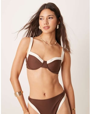 Abercrombie & Fitch badbikiniöverdel med bred kontrastkant i brunt