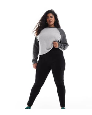 Dina cargo fickbyxor ponte leggings i svart