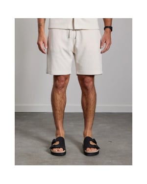 Aeden Vito short off