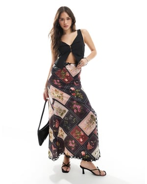 Miss Selfridge maxikjol i patchwork postkorttryck