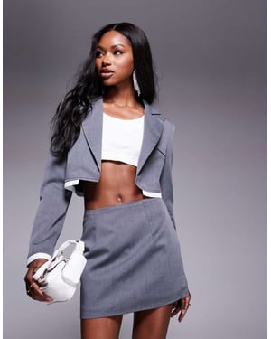 Missyempire skräddarsydd mini skort koord i grått