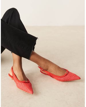 Glamorous slingback low heeled shoes in red raffia