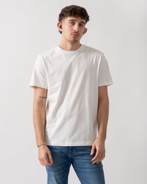 Shispare T-Shirt in White