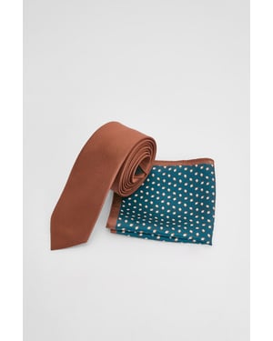 Rust Textured Tie and Patterned Pocket Square