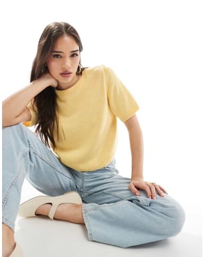 ASOS DESIGN stickad topp med halv ärm i smörgul