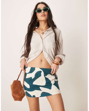 Abercrombie & Fitch draperad linneblandning skort i abstrakt tryck