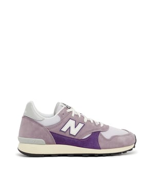 475 Ice Wine Sneakers