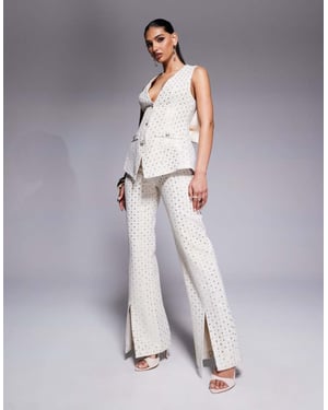 ASOS LUXE samordnad broderad bouclebyxa i krämvit