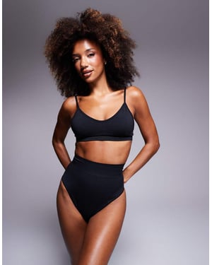 ASOS DESIGN Premium formande crop-bh i svart