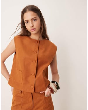 ASOS DESIGN imitationssuede boxy västset i tan