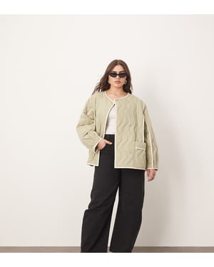 ARRANGE Curve quiltad oversized jacka med kontrasterande kant i salvia