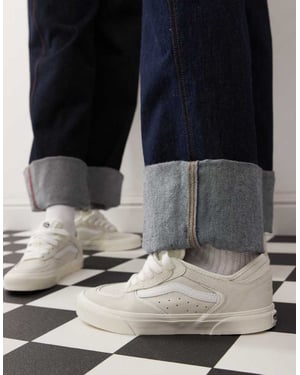 Vans Rowley Classic mockaskor i off-white
