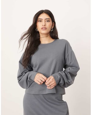 ARRANGE texturerad jerseykort topp med veckt ärmdetalj i kolgrå