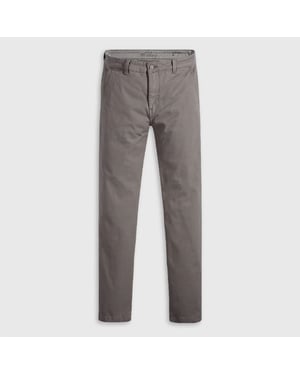 Men's Levis Solid Patterned Slim Chinos with Slant Pockets in Pewter Shady