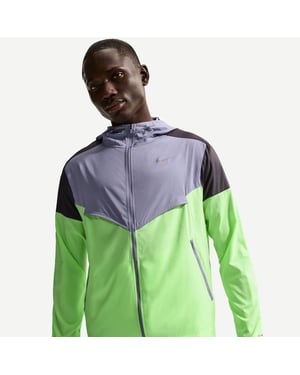 Men's Nike Windrun Jacket in Purple/Blk/Lime