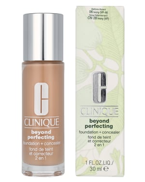 Clinique Beyond Perfecting Foundation + Concealer