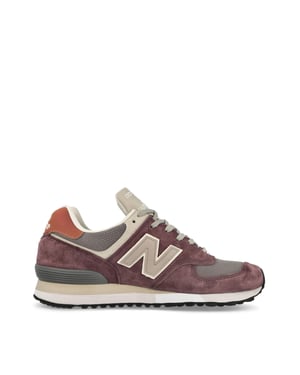 576 Gemaakt in het VK, geglazuurde sneakers