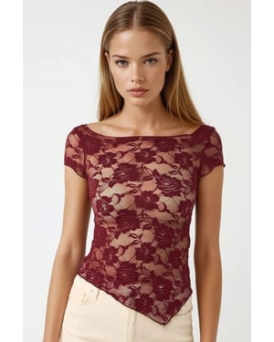 Floral Lace Crop Top Pika Collectie