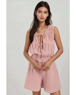 Textured Short Leg Jumpsuit met Ronde Hals