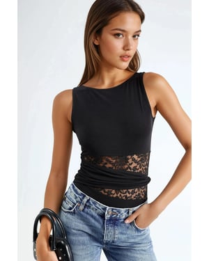 Cut-Out Kanten Bodysuit