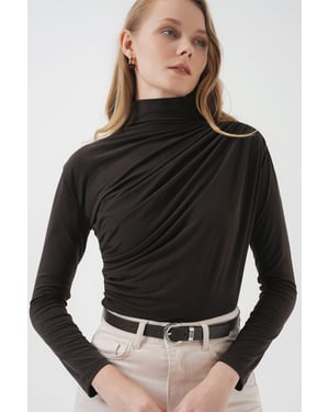 Fitted Colblouse met Drapé Detail