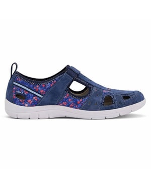 Free Spirit Cleveland Womens Casual Shoes Navy Multi