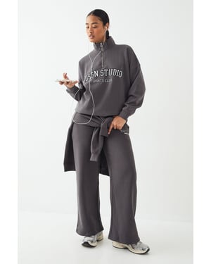 Tall DSGN Studio Applique Straight Leg Jogger