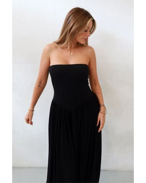 Sofie Offshoulder Fitted Maxiklänning