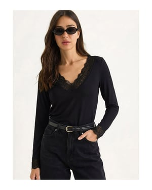 Lace Detailed V-Neck Blouse