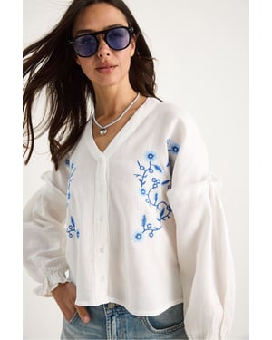 Broderad V-ringad kort blus