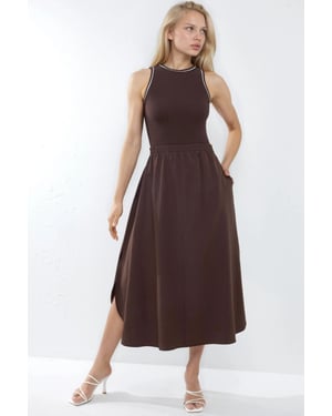 Mouwloze Midi-jurk met Ronde Hals