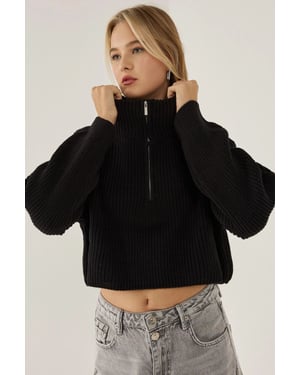 Zipper Collar Crop Sweater
