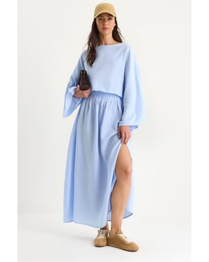 Textured Crew Neck Blouse en Rok Set