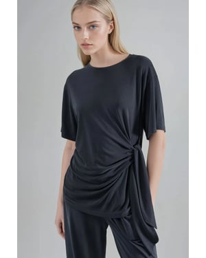 Losse Pasvorm Crew Neck Modal Blouse met Strikdetail