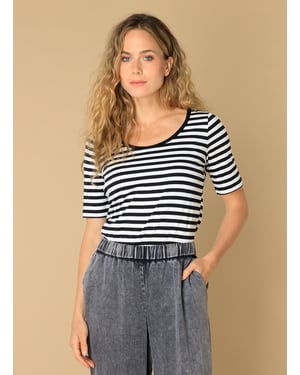 IVY BEAU Esha Tops Black/Off White