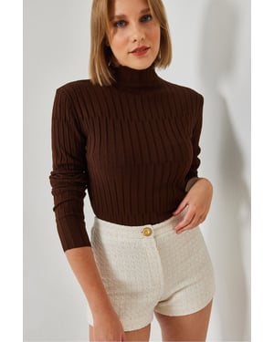 Tajta Ribbstickade Turtleneck Tröja